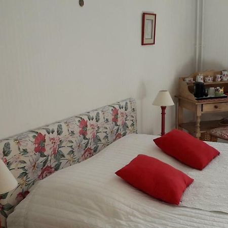 Chambre D'Hotes Marchand Angers Kültér fotó