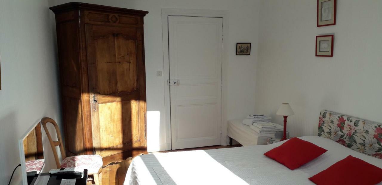 Chambre D'Hotes Marchand Angers Kültér fotó